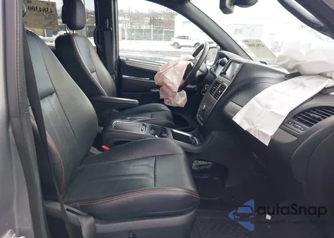 2020 Dodge Grand Caravan Gt z USA, uszkodzony, nr VIN 2C4RDGEG5LR184744